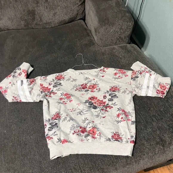 sweater - Picture 5 of 5